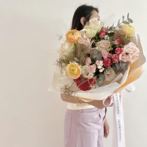 FF Signature Bouquet - Coral Glow